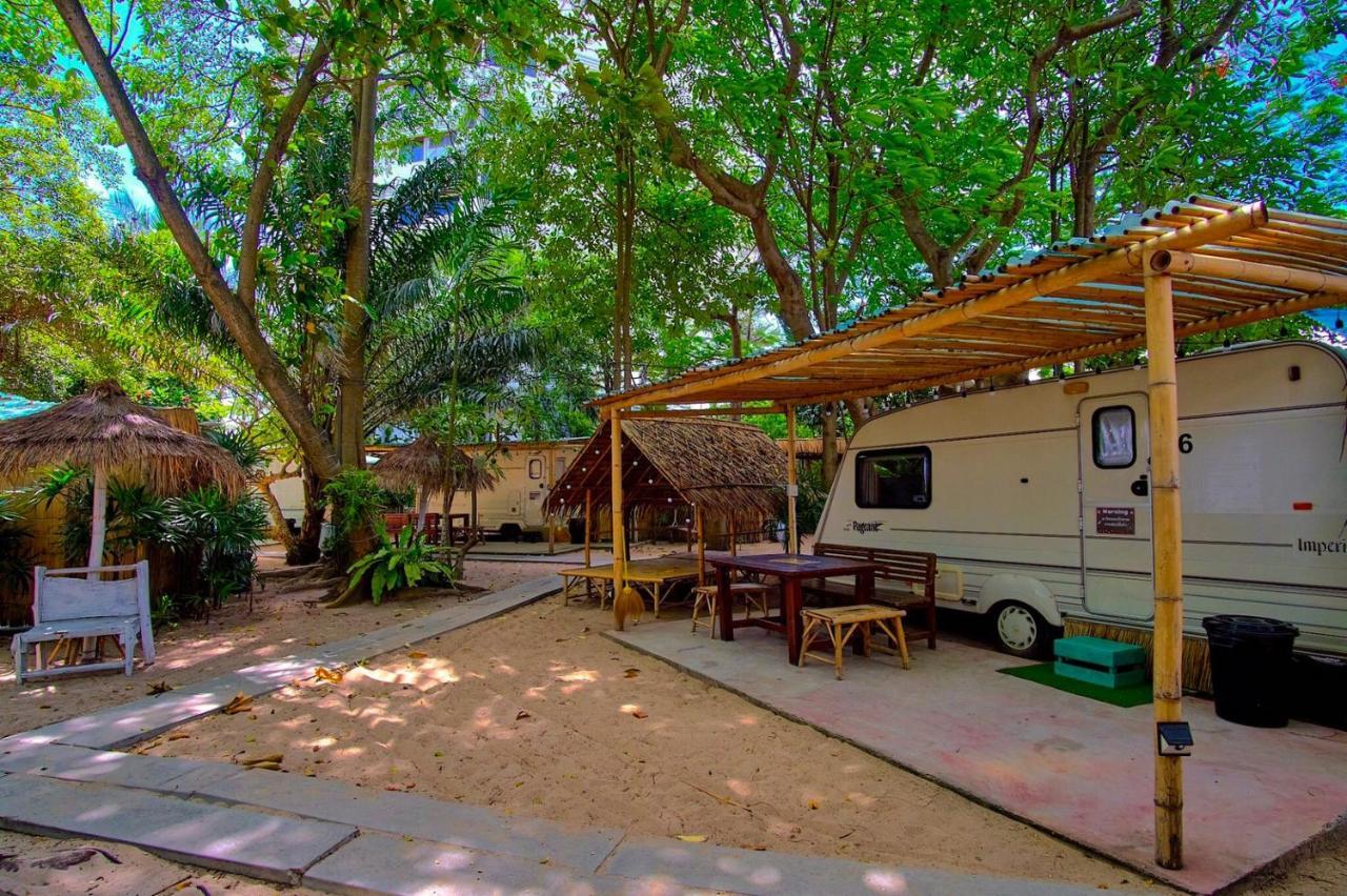Beach House Camp Na Chom Thian Buitenkant foto
