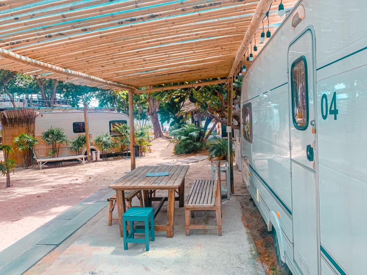 Beach House Camp Na Chom Thian Buitenkant foto