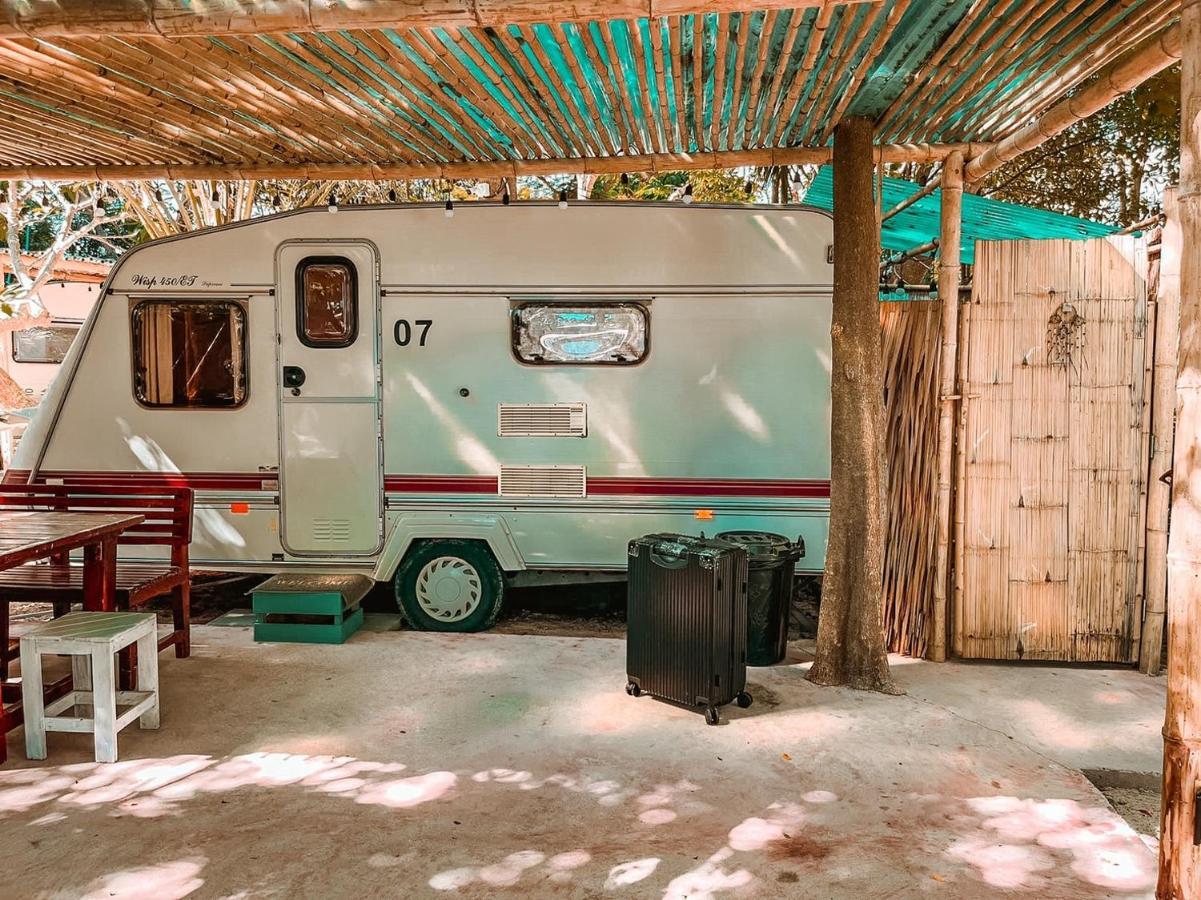 Beach House Camp Na Chom Thian Buitenkant foto