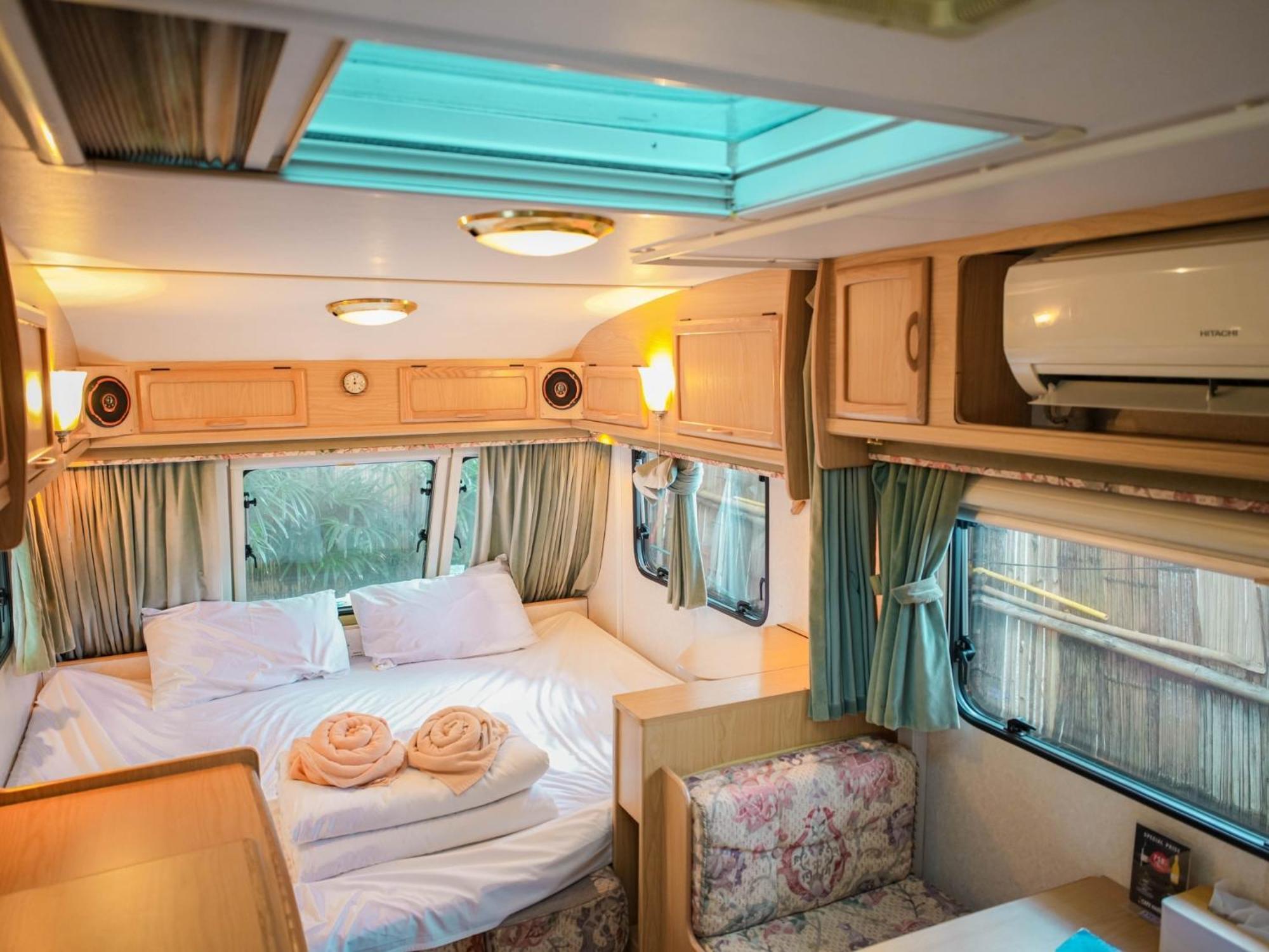 Beach House Camp Na Chom Thian Buitenkant foto