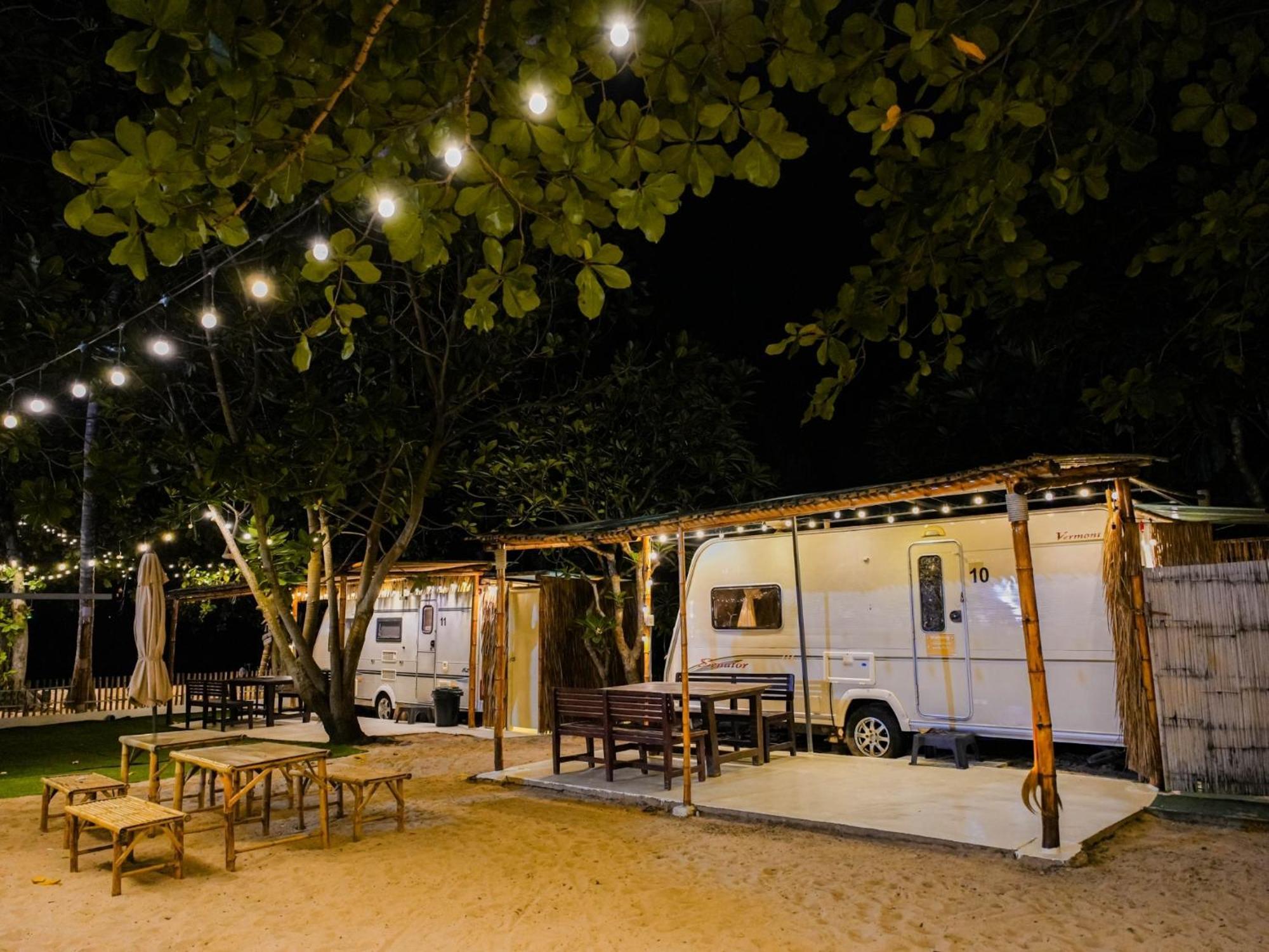 Beach House Camp Na Chom Thian Buitenkant foto