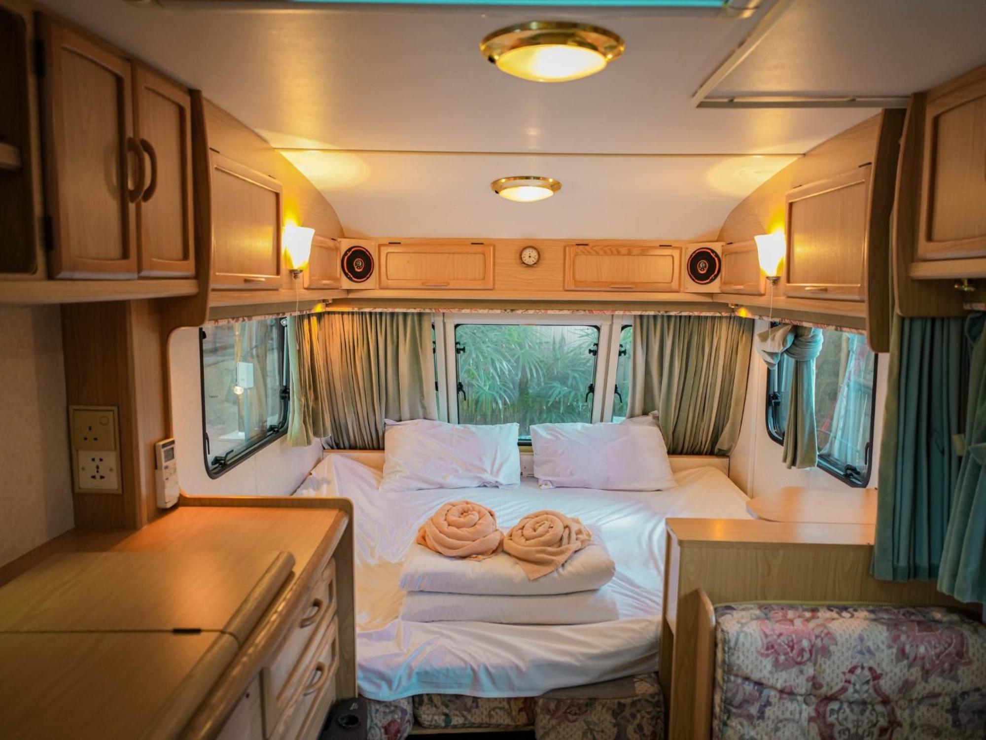 Beach House Camp Na Chom Thian Buitenkant foto