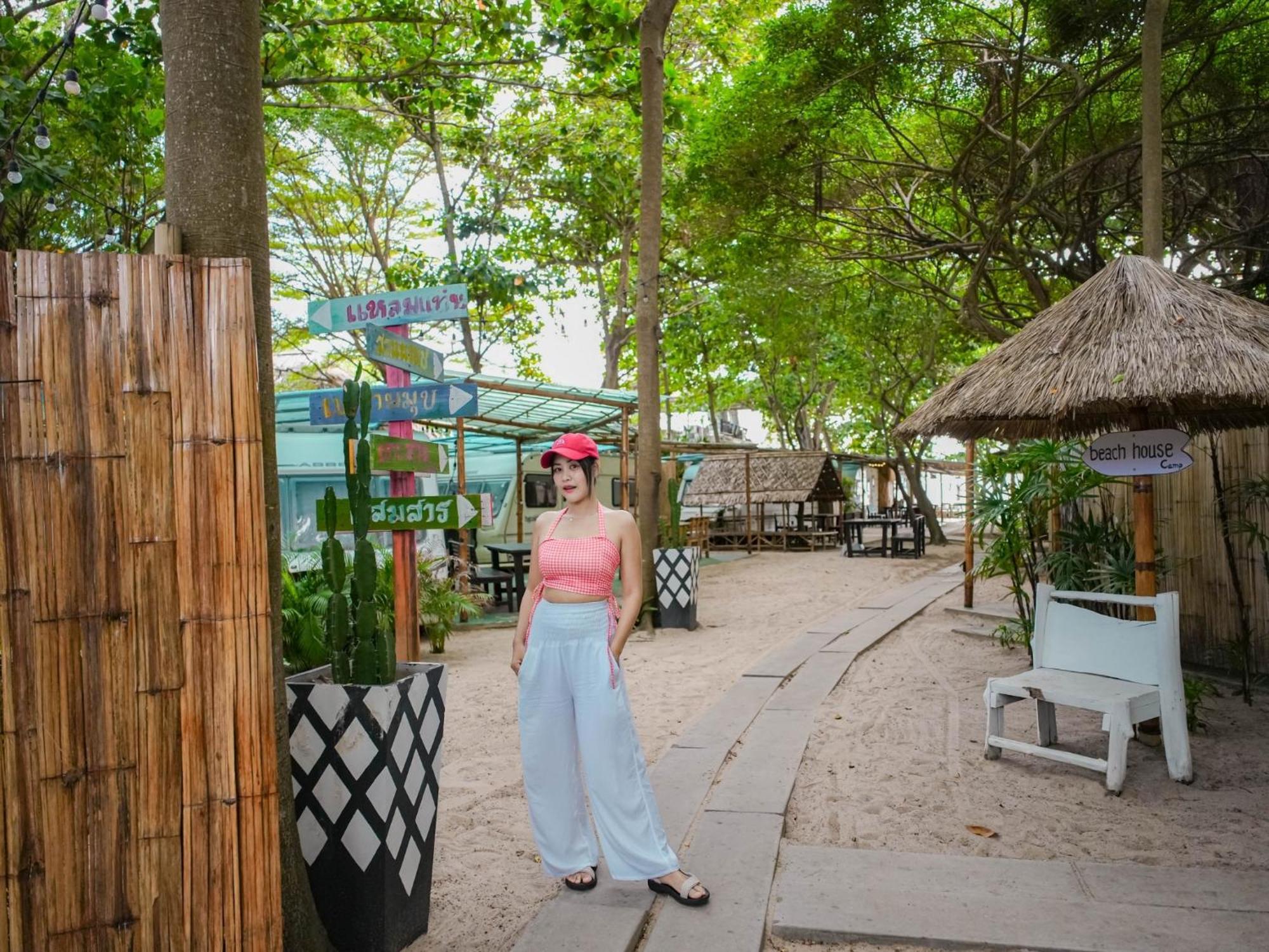 Beach House Camp Na Chom Thian Buitenkant foto